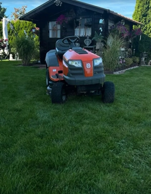 Husqvarna TC 138 Rasentraktor