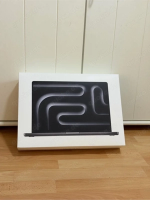 Apple MacBook Pro Originalverpackung (OVP)   mit Schutzfolie