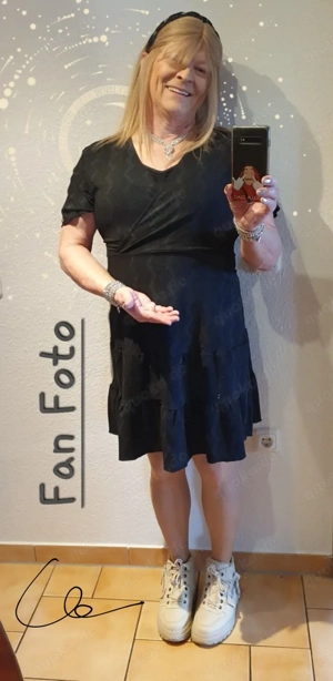 Biete meine getragene Wäsche für den Herrn mit Sinn für weibliche Pheromone 