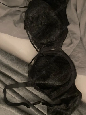 Biete gern getragenen BH