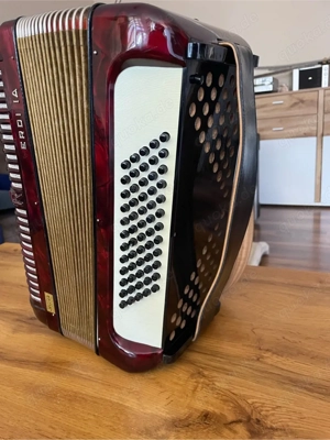 Hohner Akkordeon VERDi IA   mit Koffer, guter Zustand.