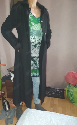 Langer Kapuzenmantel von Mango