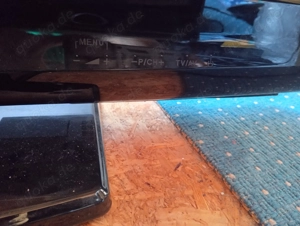 Toshiba Fernseher plus Soundbar  Bild 4