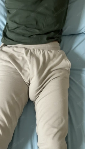 XXL Schwanz 19J Bull sucht cuckolds und femboys