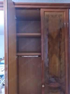 komplette Schlafzimmer inkl. Matratzen, Lattenrost, Nussbaum  hochglanz, teilweise massivholz