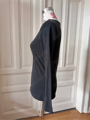 Basic Longsleeve grau, M