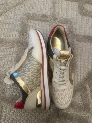 Michael Kors dmenschuhe Größe 40 Bild 3