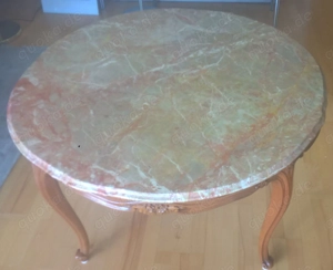 Runder Tisch mit rose Marmorplatte
