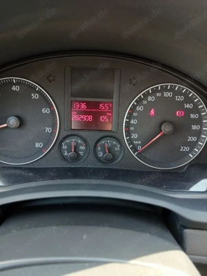 Golf 5 Farbe silber zu verkaufen.