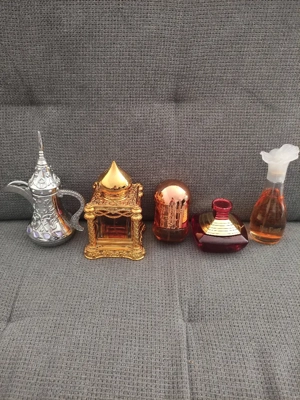 Verschiedene Parfüm Sorten 