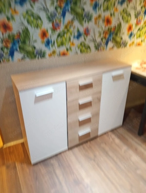 Biete Wohn und Schlafmöglichkeit an devote , offene Frau 18-28