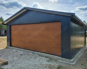 Individuelle Fertiggaragen aus Sandwichplatten. Lieferung & Montage in DE & AT.  7x7