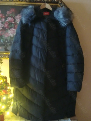 Neuer Wintermantel mit Kapuze Gr.48