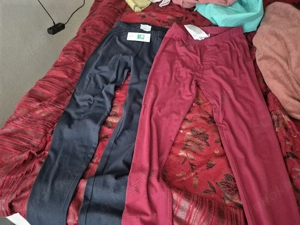 2 leggings sind neu 