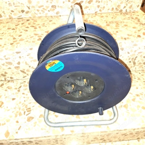 Strom Kabeltrommel mit 50 Meter Kabel