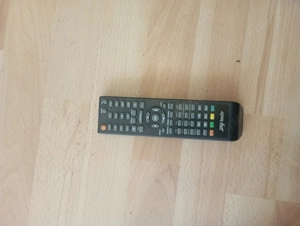 Ich habe einen Fernseher zu Verkaufen. Bild 2