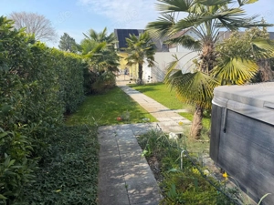 Modernes Einfamilienhaus mit viel Platz und großem Garten zu vermieten!