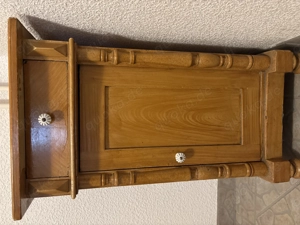Altes massiv Holz Schränkchen