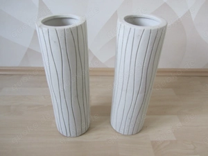 Zwei IKEA Blumenvasen beige 41,5 cm Höhe 13 cm Durchmesser