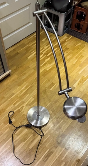 2 LED-Stehleuchten 6W, 550lm, 3000K Metall-matt nickel