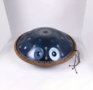 Vigorea Handpan 10 Noten   Blau Edelstahl   d-Moll (440 Hz) inkl. Zubehör