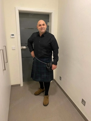 Extrovertierter Mann sucht ebensolche Frau