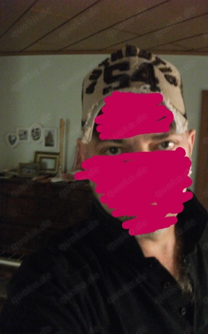 Gesucht  eine alte Lady dick mollig oder schlank 