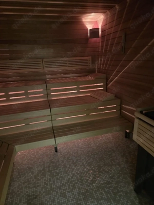 Weibliche Begleitung gesucht 