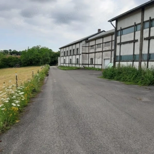 Günstige Stellplätze in Halle für PKW und Motorrad zu vermieten