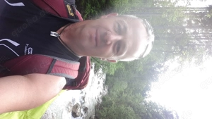 Weinbauer sucht seine süsse Weintraube