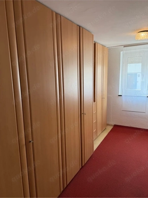 Geräumige Schrankwand