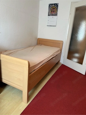 Einzelbett