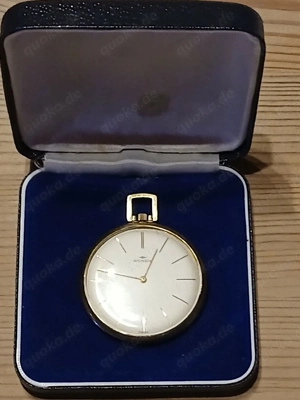 Biede eine seltene Mondia Flach Taschenuhr an