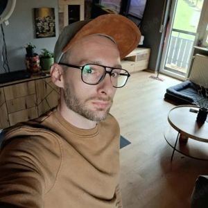 Welche Frau traut sich?