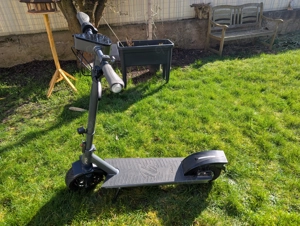 Verkaufe gebrauchten E-Scooter der Marke Trittbrett ( Paul )