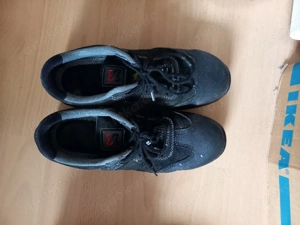 Ich verkaufe diese Arbeitsschuhe 