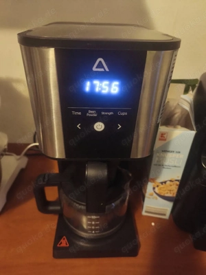 Kaffeemaschine mit Mahlwerk  Bild 2