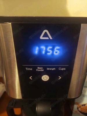 Kaffeemaschine mit Mahlwerk 