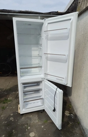 Kühl-  Gefrierkombi Comfee RCB357WH2