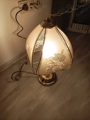 Dekorative Tischlampe aus Glas incl.Sparbirne