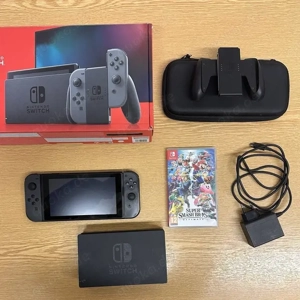 Nintendo switch V2 spielkonsole mit super smash bros Deluxe plus Verpakung