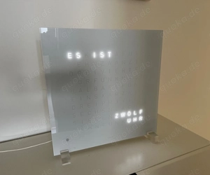 QLOCKTWO digitale Uhr im Originalkarton - wie neu