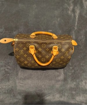Louis Vuitton Speedy 30