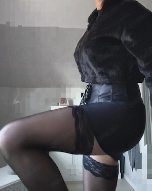 devoter passiver Mann DWT sucht den Nylon und Strumpfhosen Liebhaber 