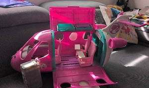 Barbie Flugzeug
