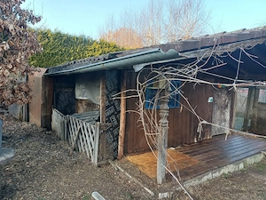 Gartenhütte zu verschenken