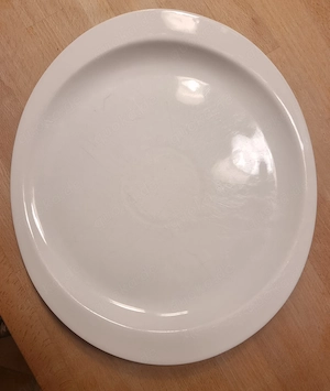 11 Essteller & 11 Suppenteller, Marke Novel