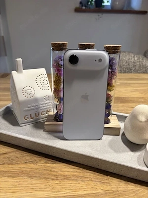 Apple iPhone 17Air plus 256GB Speicher mit 100% Kapazität -Akku 