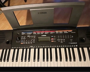 Yamaha PSR-E263 Keyboard 61 Tasten