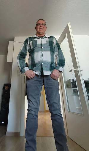 Paare und Solodamen gesucht